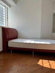 The Esparis (D18), Condominium #555009911